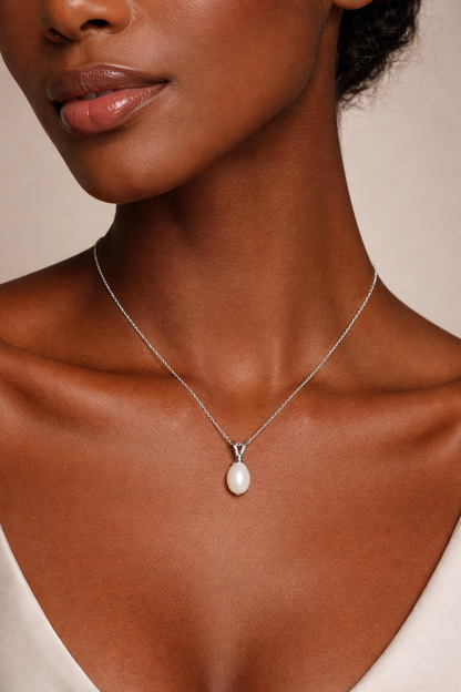 Collar Argenta – El Esplendor de la Perla Eterna