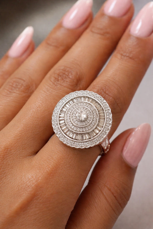 Bague Signature Éternelle — Pièce Unique en Or Blanc & Diamants